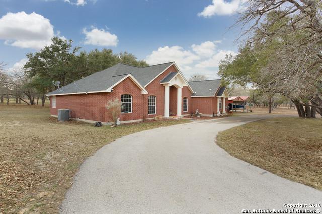 121 Emerald Dr - Photo 1