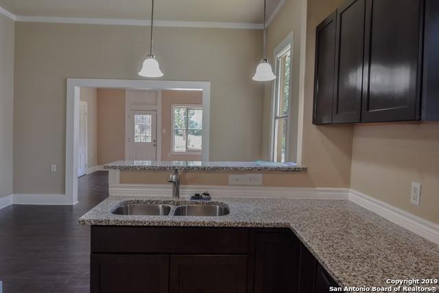 416 Willow - Photo 1