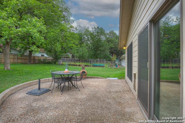 9818 Greentree Dr - Photo 1