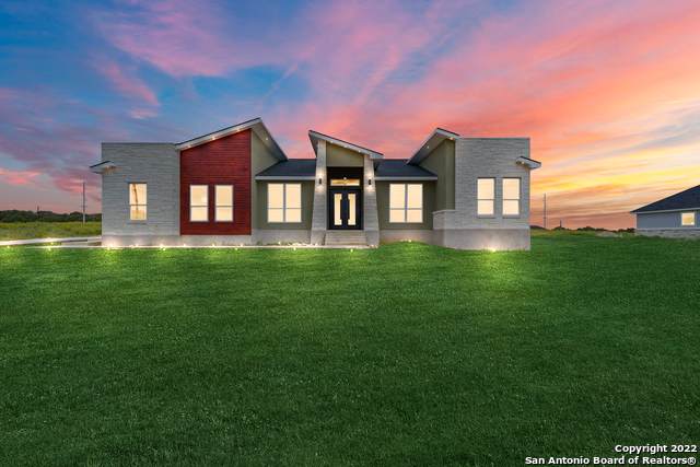 141 Summer Meadow Dr - Photo 1