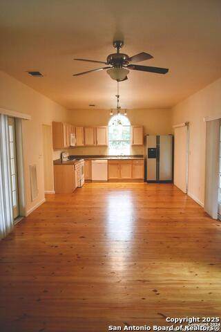 602B 10th - Photo 1