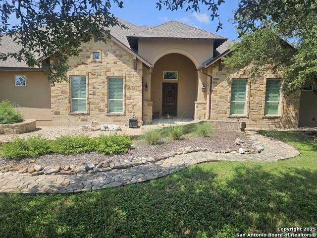 115 Laurel Wood - Photo 1