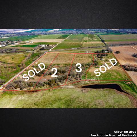 11026 County Road 584 - Photo 1