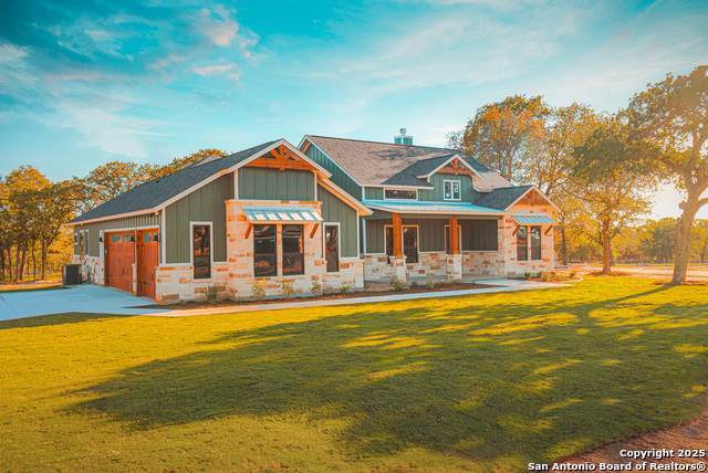 136 Hondo Ridge - Photo 1