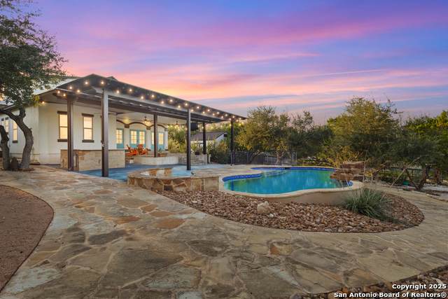 1023 Silent Hollow - Photo 1