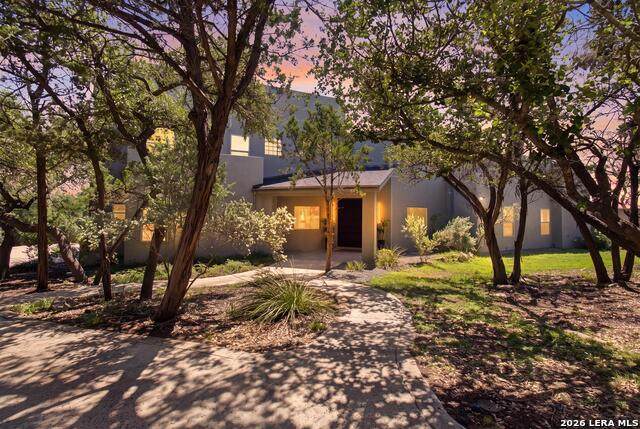 1014 Flagstone Dr - Photo 1