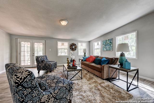 338 Sandalwood Ln - Photo 1