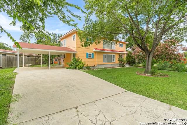 414 Alexander Hamilton - Photo 1