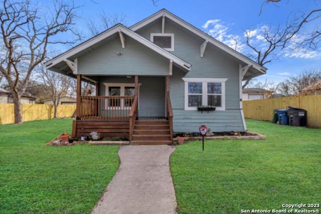 1728 Crockett St - Photo 1