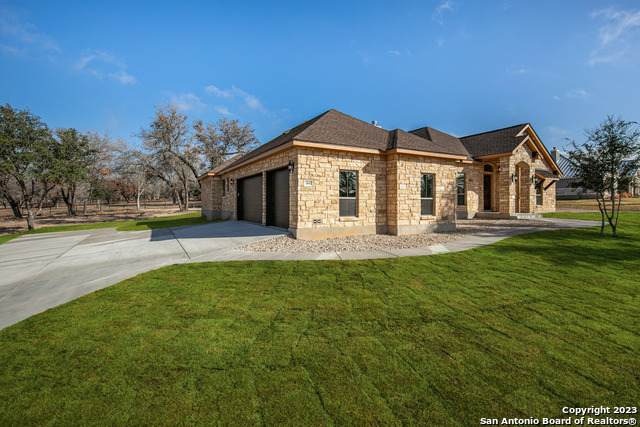104 Calvary Dr - Photo 1