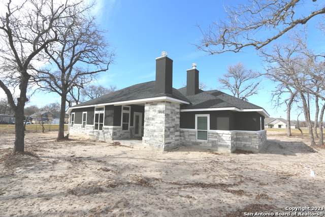 221 Cibolo Ridge Dr - Photo 1
