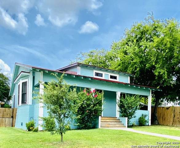 1121 Crockett St - Photo 1