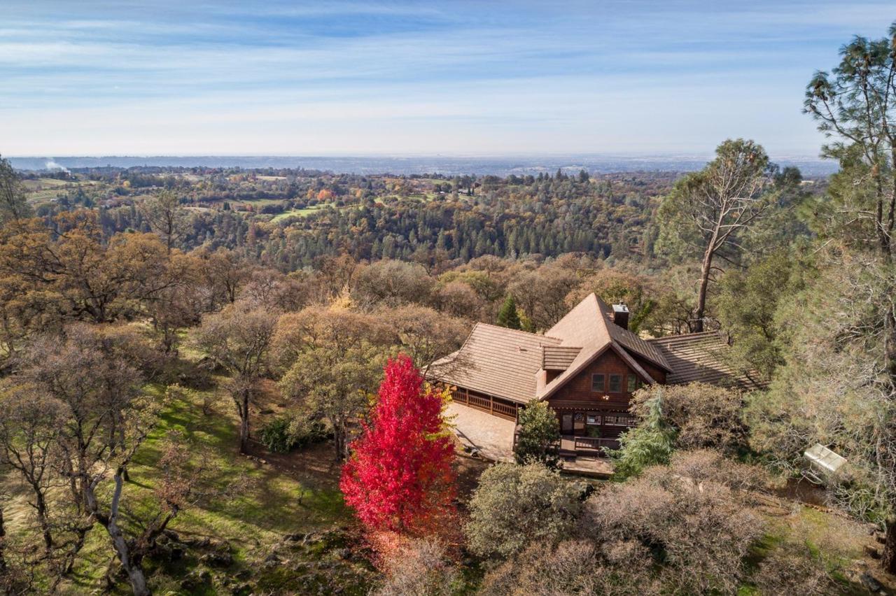9010 Hubbard Road - Photo 1