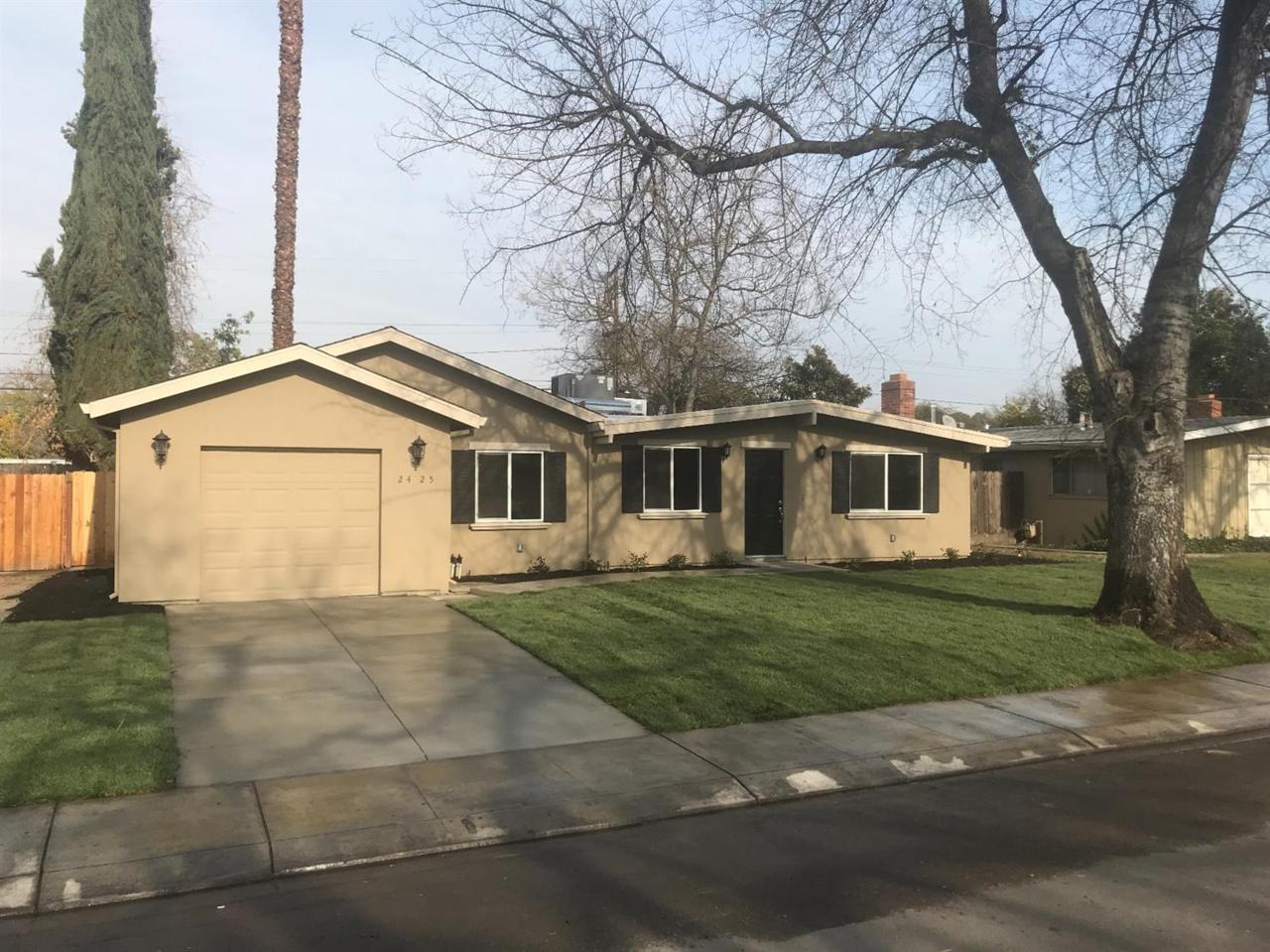 2425 Porter Way - Photo 1