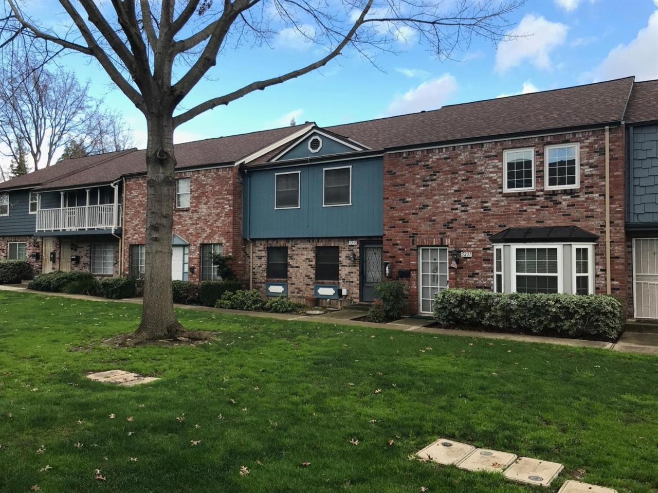 5235 Gibbons Drive - Photo 1