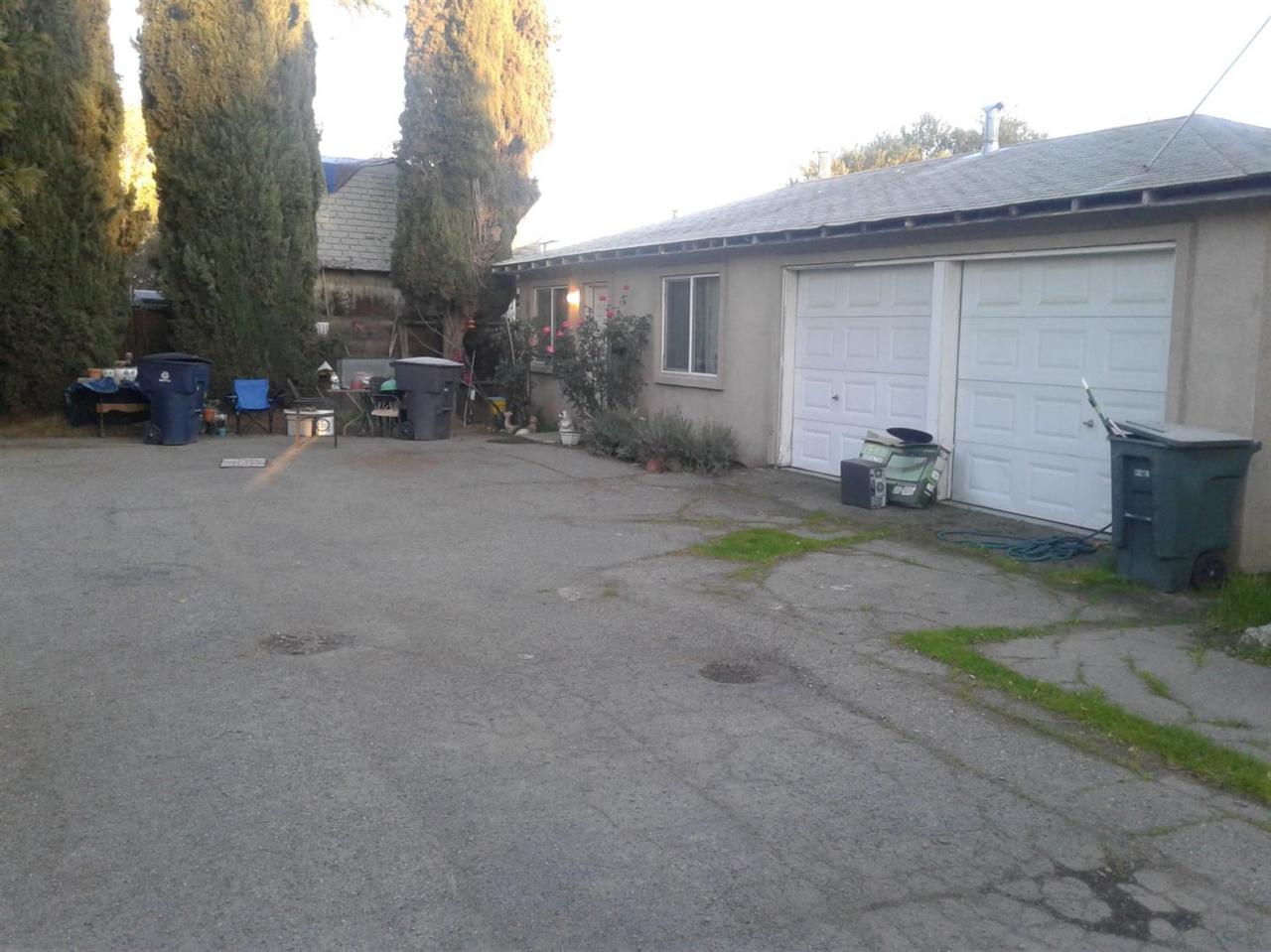 1710 Court Drive - Photo 1