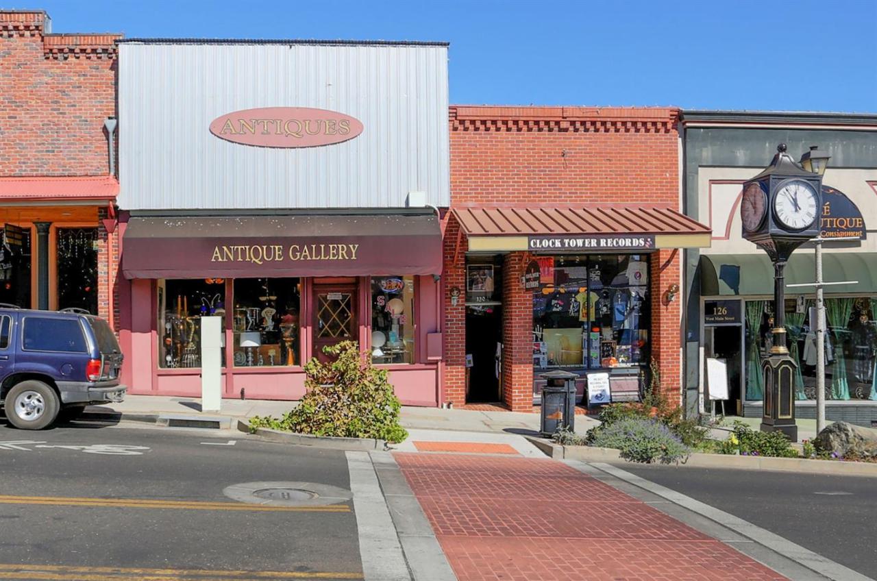 202 Main Street - Photo 1