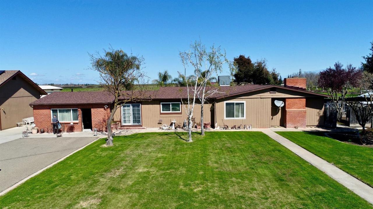 31277 Lone Tree Road - Photo 1