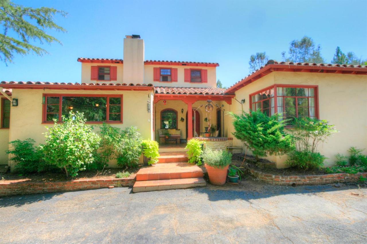 363 Rio Vista Drive - Photo 1