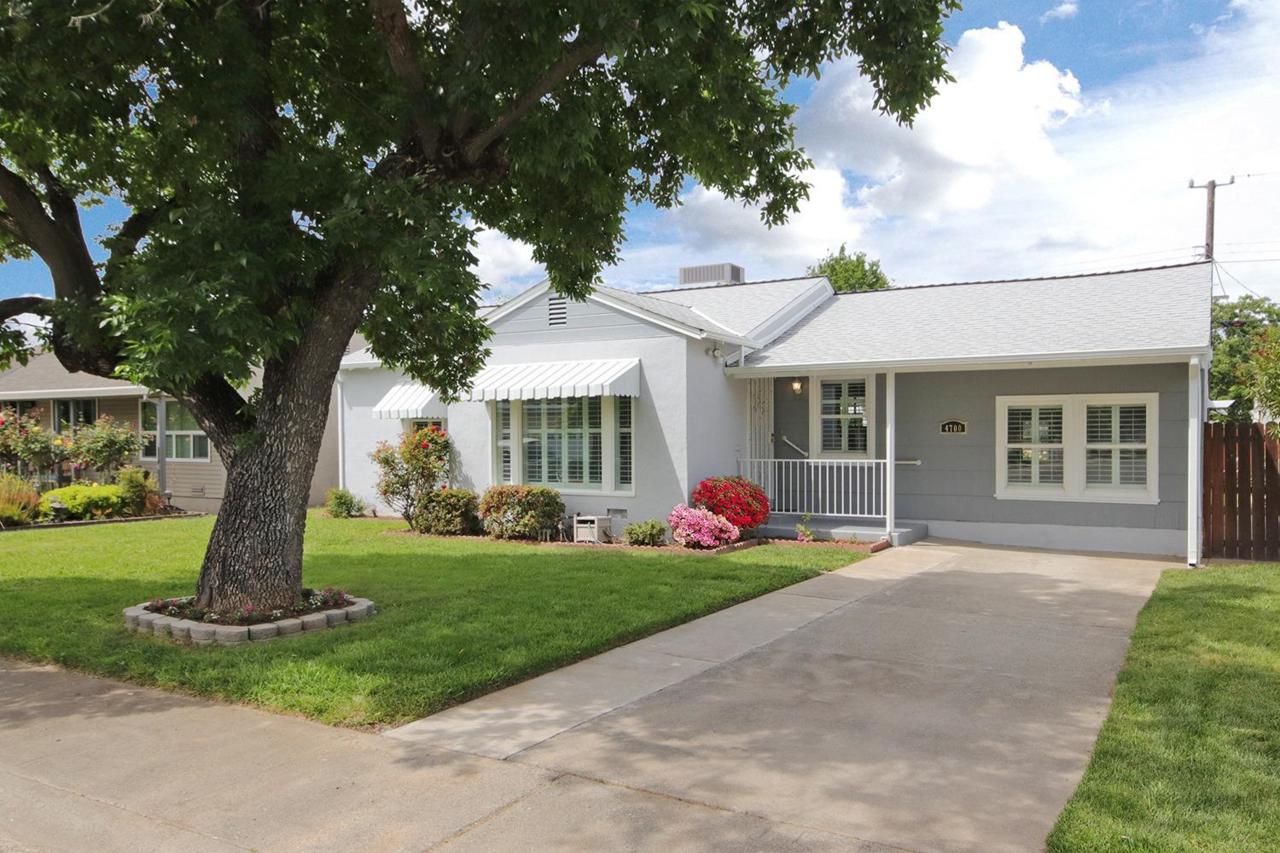 4700 Attawa Avenue - Photo 1