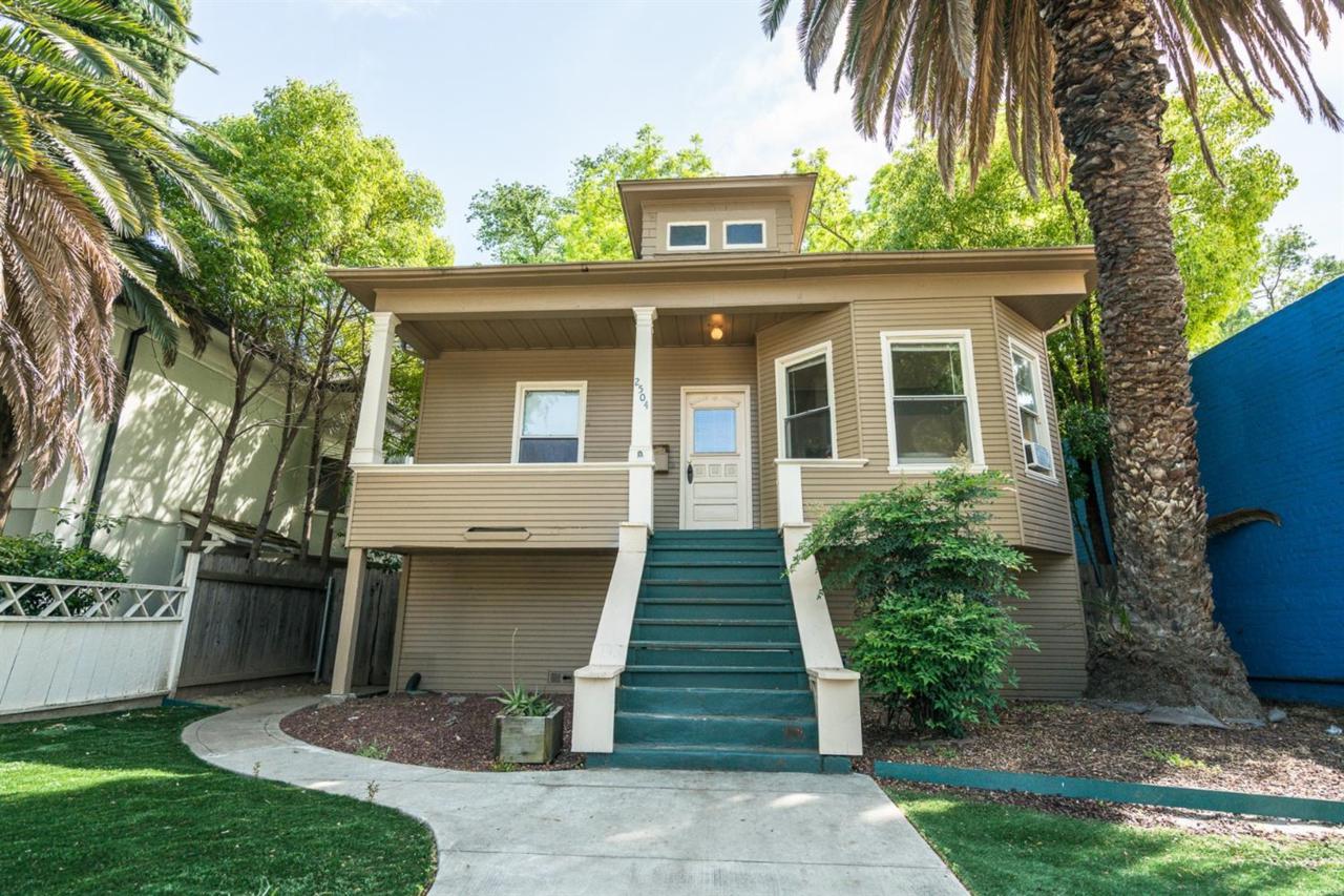 2504 P Street - Photo 1