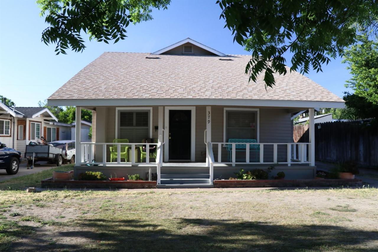379 Flower Street - Photo 1