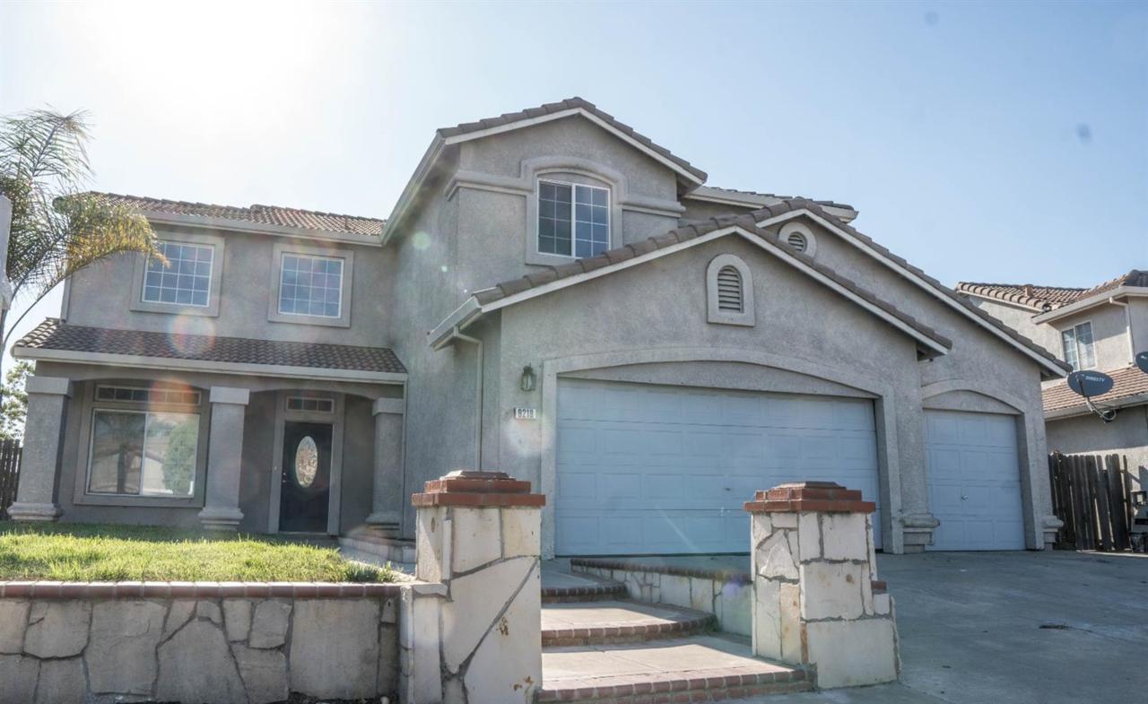 9218 Bridalveil Cir - Photo 1