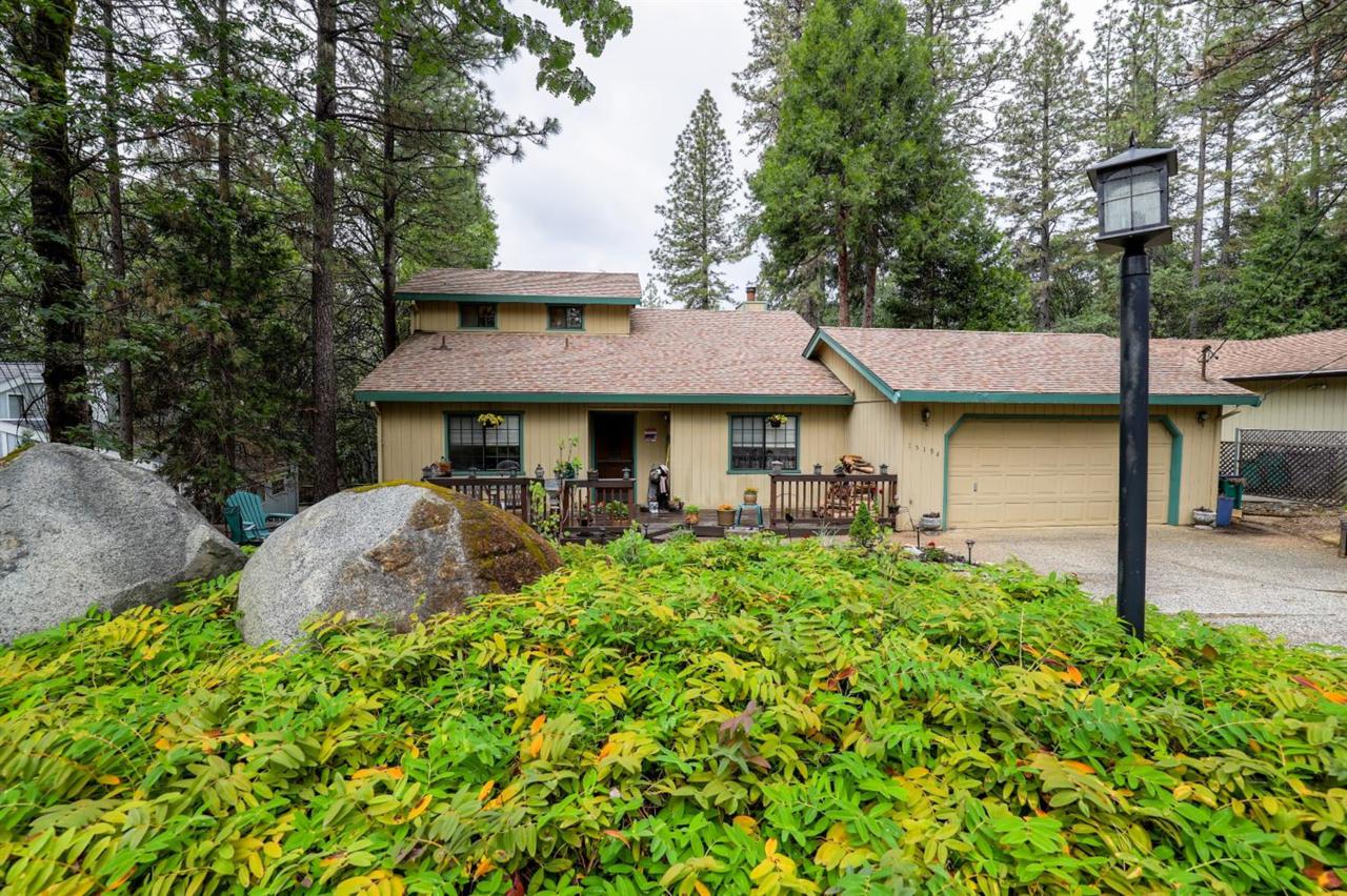 15194 Pammy Way - Photo 1