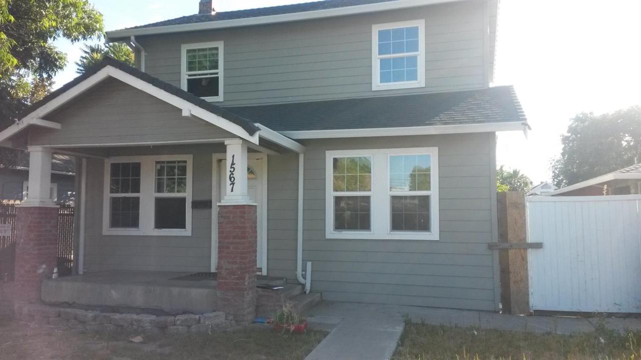1567 Hiawatha Avenue - Photo 1