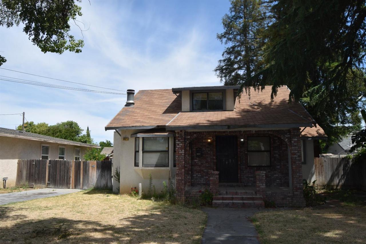 617 Park Street - Photo 1