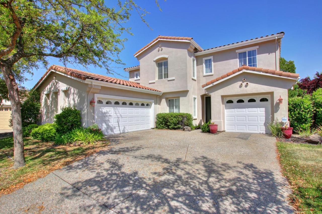 232 Aerie Court - Photo 1