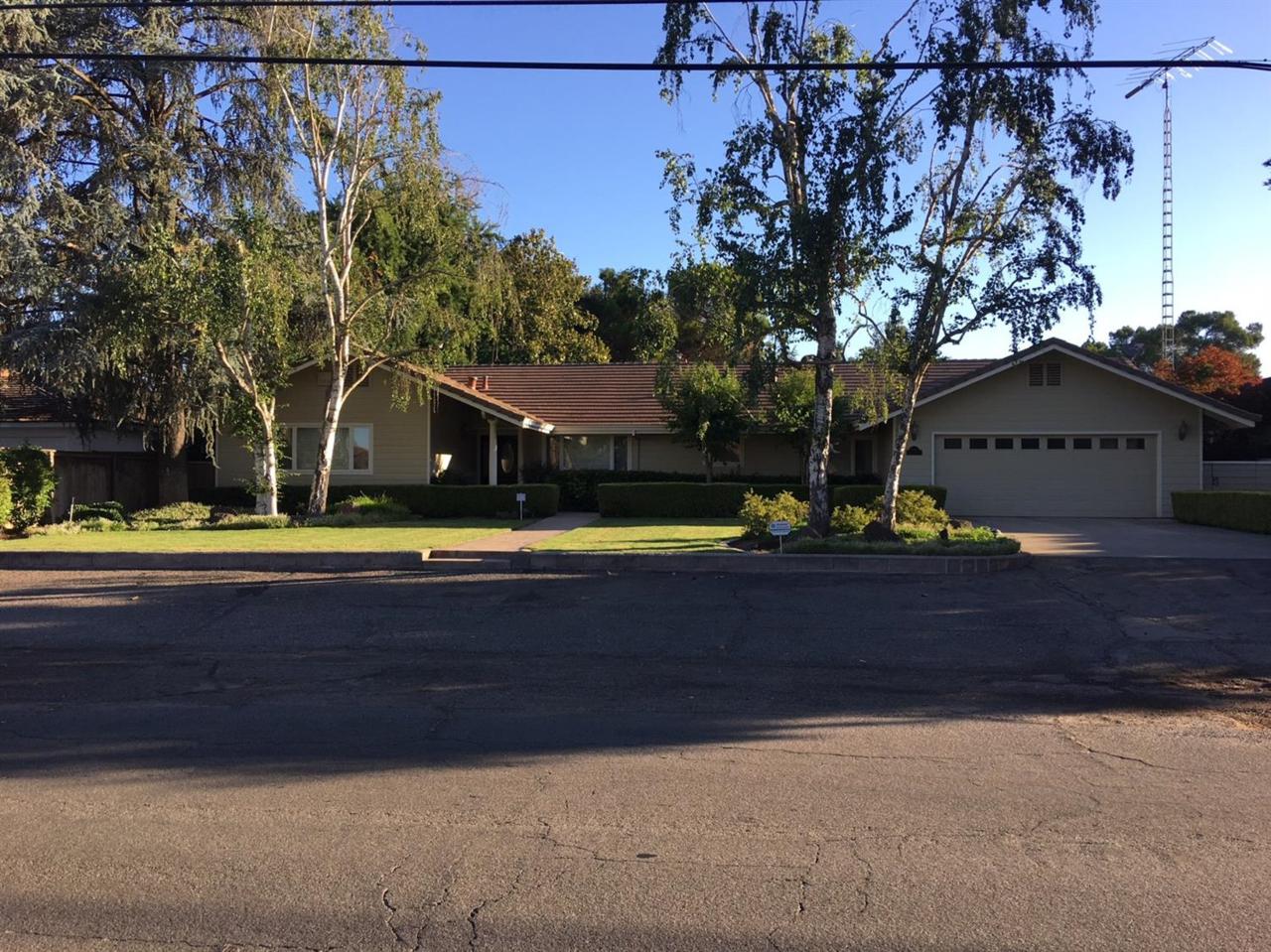 1117 Country Club Drive - Photo 1