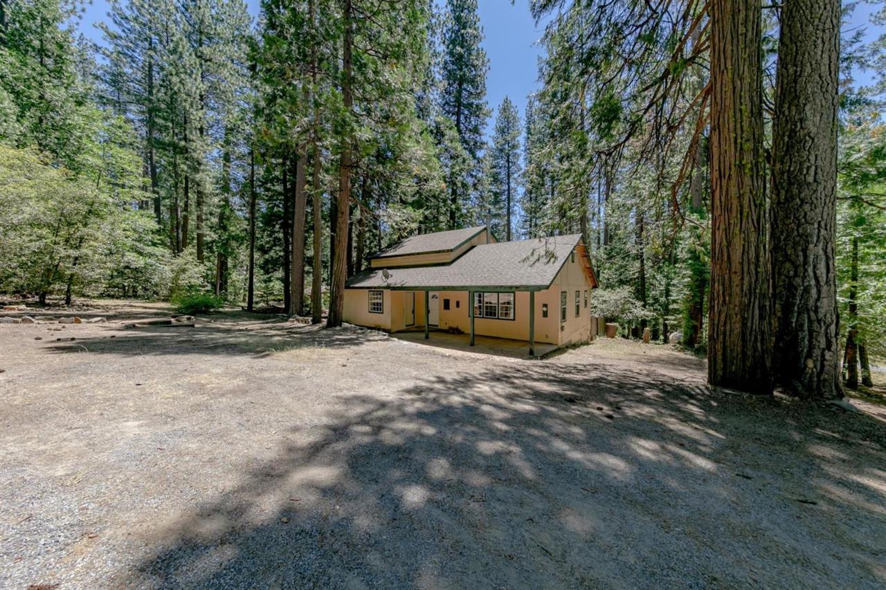 1329 Sugar Loaf Avenue - Photo 1