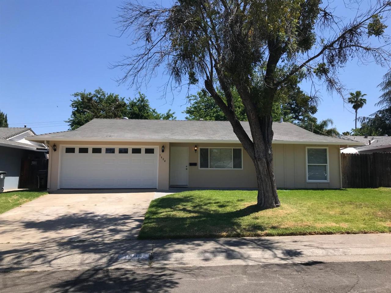 1904 Kellogg Way - Photo 1