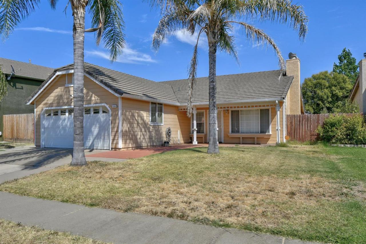 1696 Twisted River Drive - Photo 1