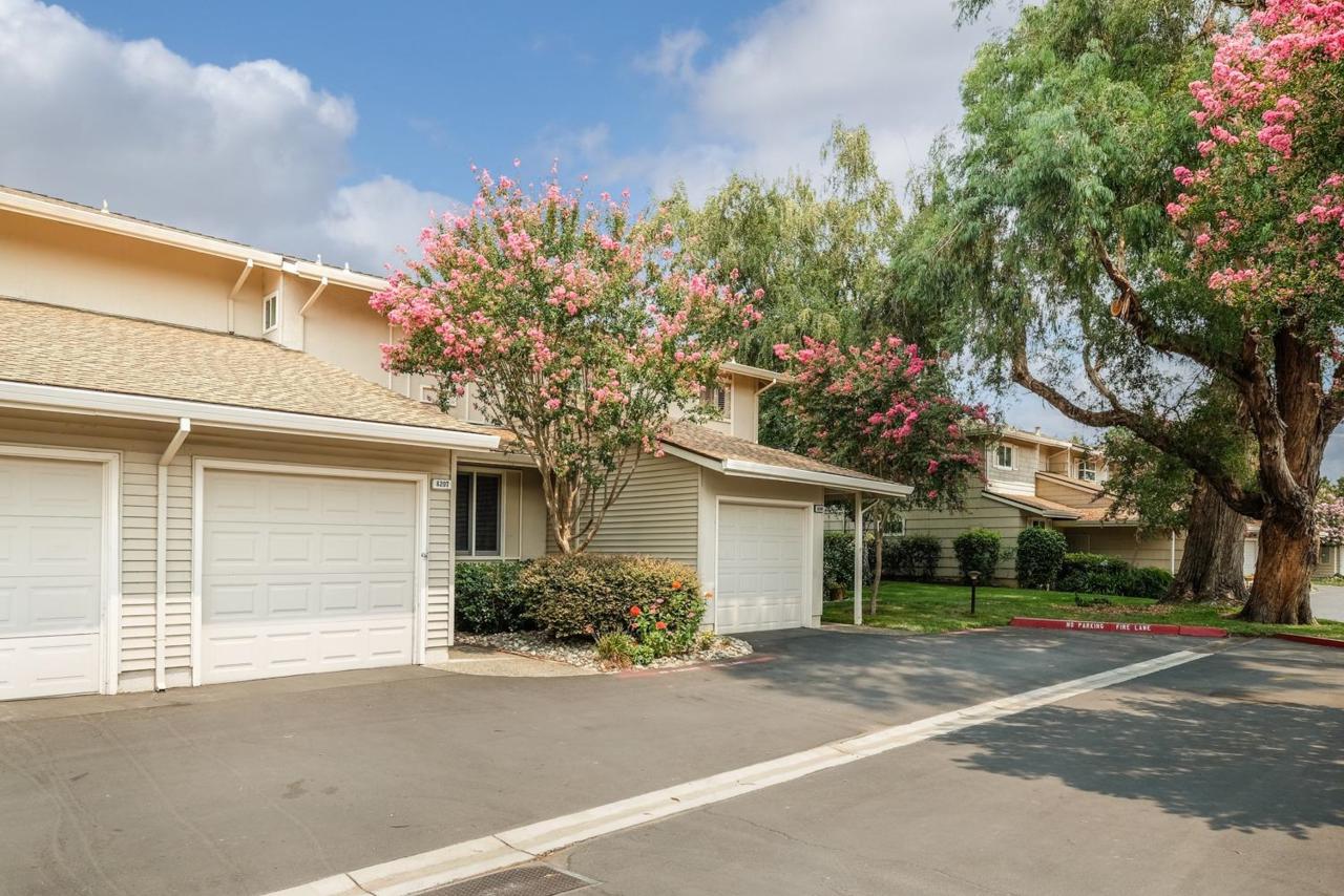 8207 La Riviera Drive - Photo 1