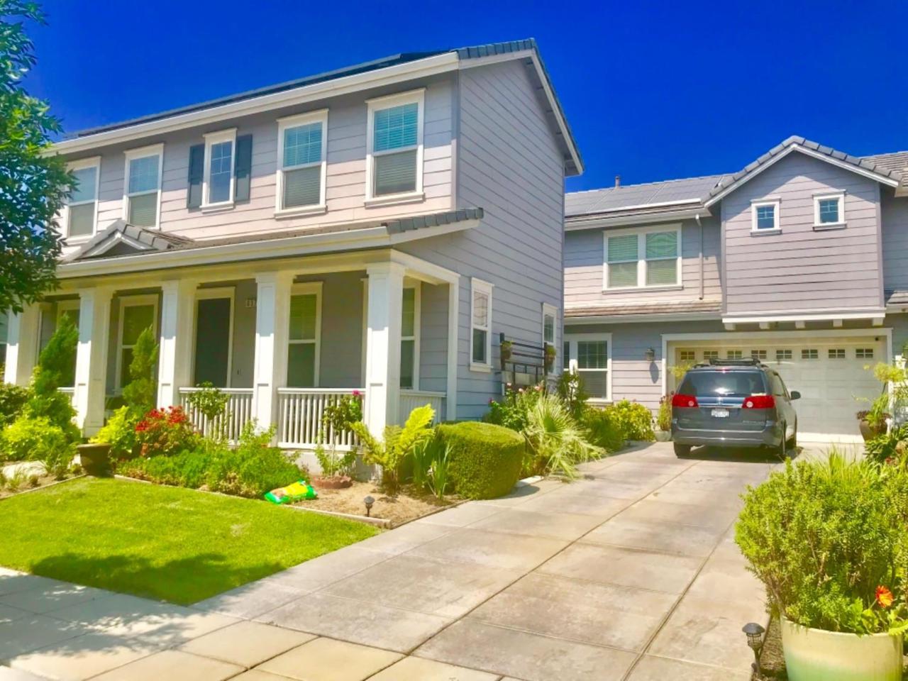 637 Corazon Way - Photo 1