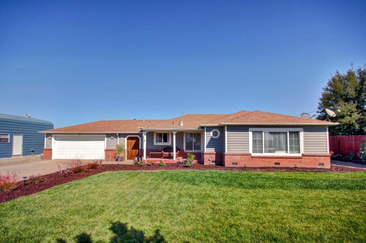 10105 Walnut Grove Road - Photo 1