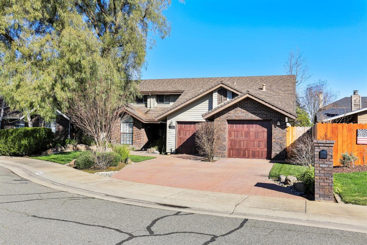835 Cheney Court - Photo 1