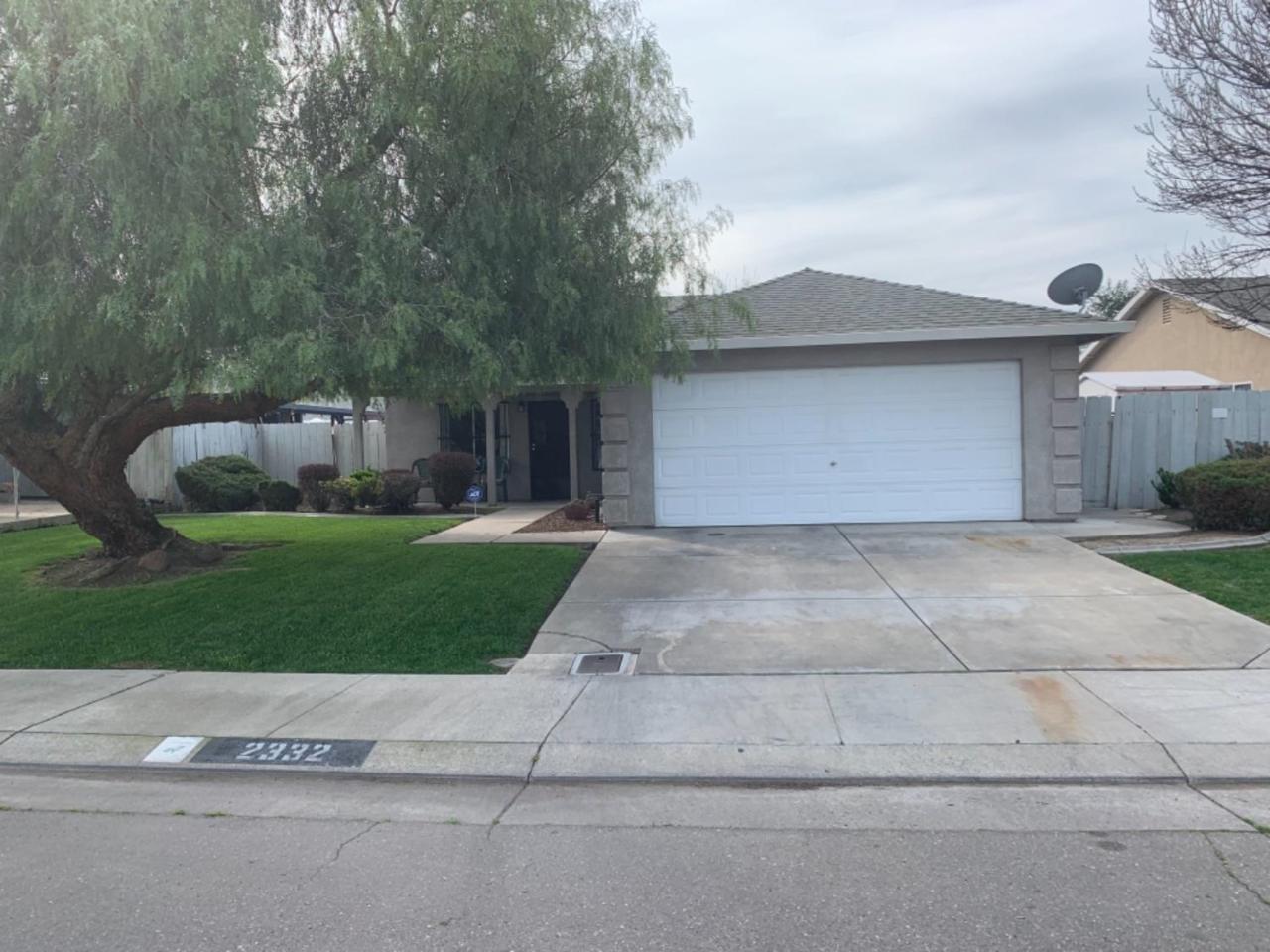 2332 Long Island Drive - Photo 1