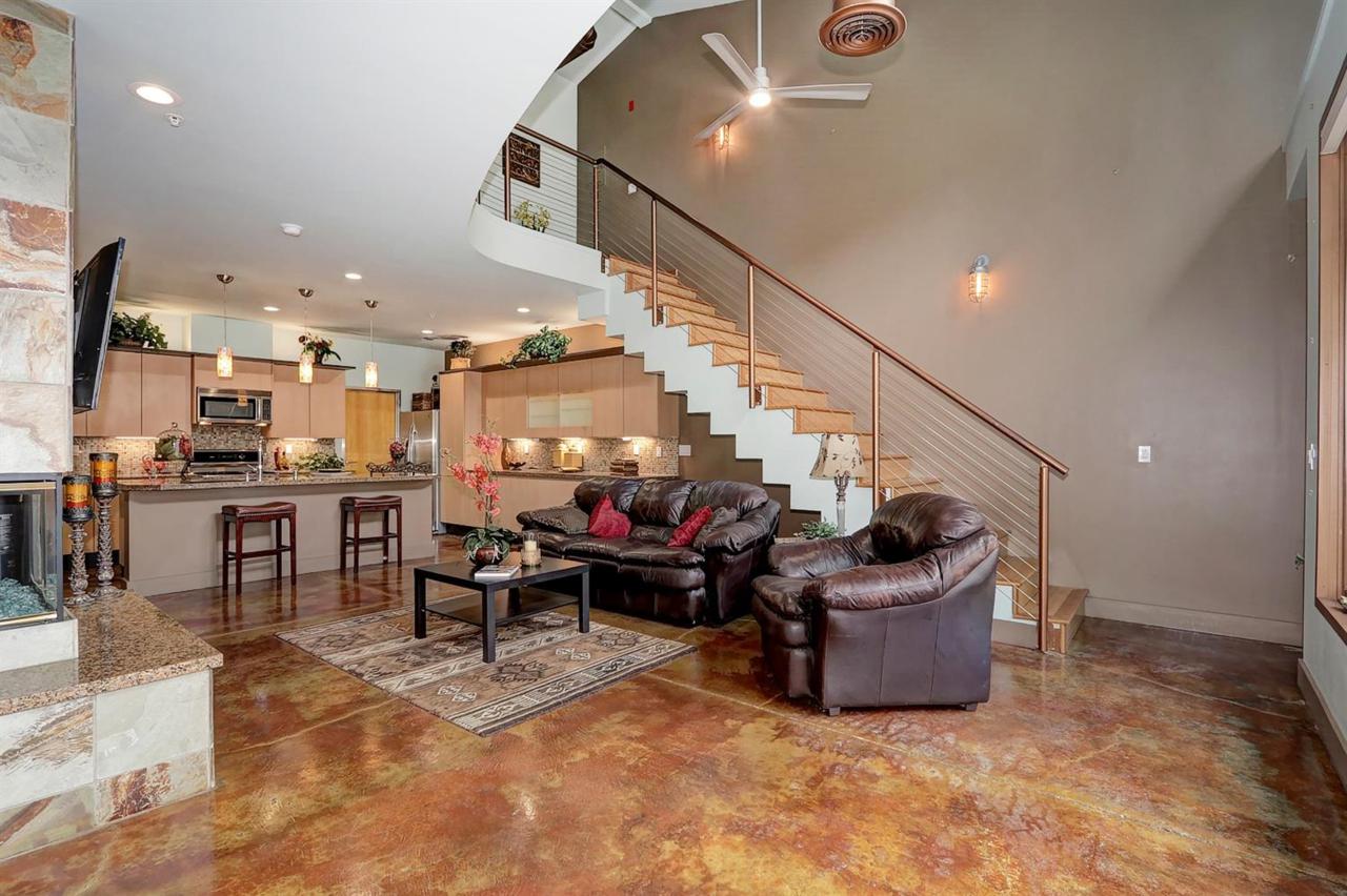 2020 H Street - Photo 1