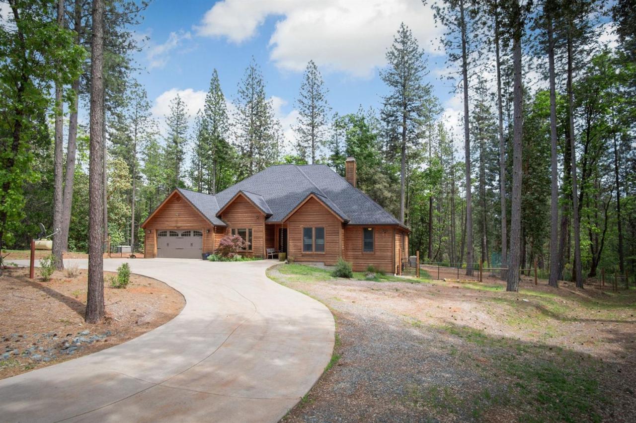 10397 Indian Trail - Photo 1