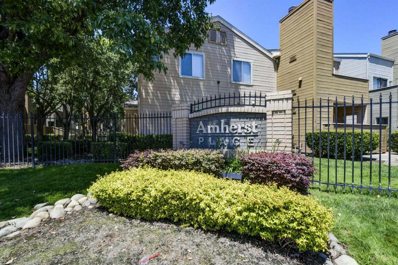 1019 Dornajo Way - Photo 1