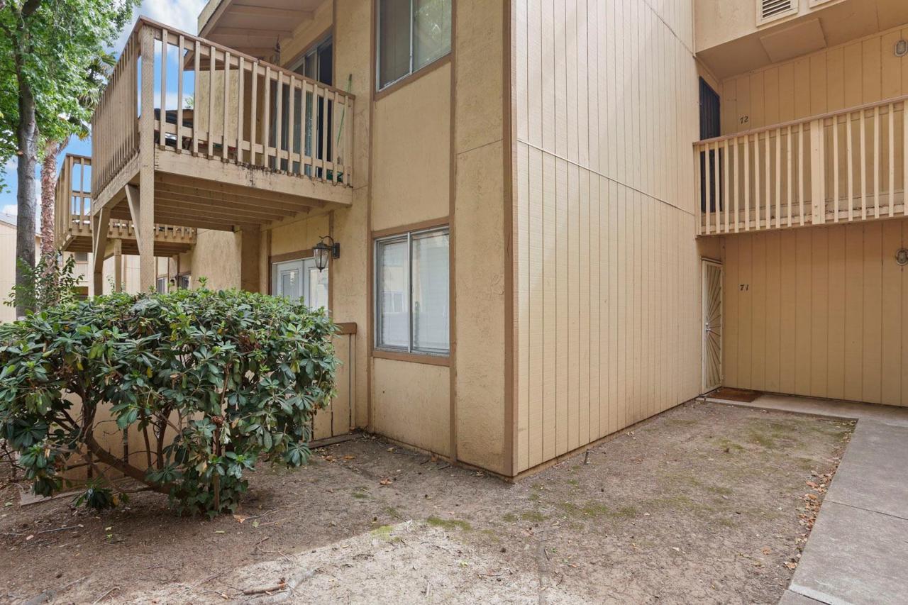 328 Northbank 71 Court - Photo 1