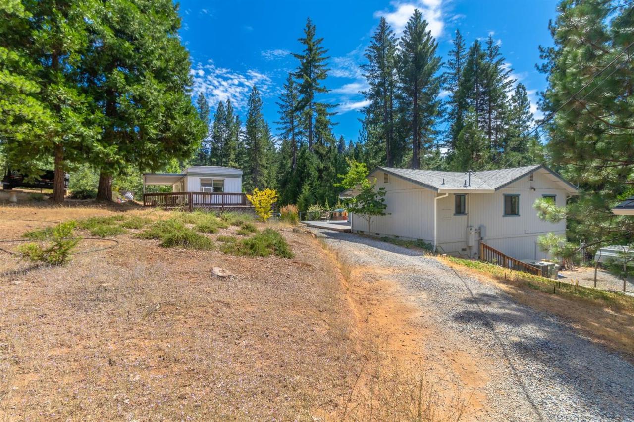 4360 Fairglade Road - Photo 1