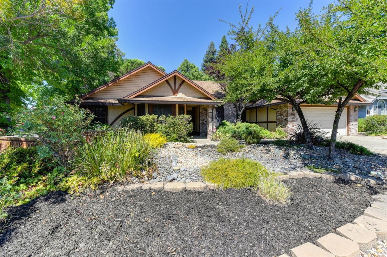 1336 Ridgecrest Way - Photo 1