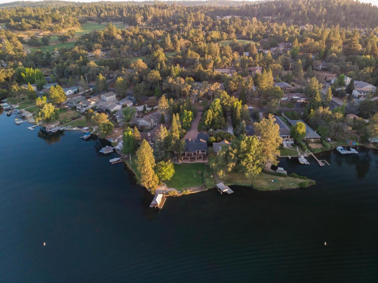 12214 Lakeshore - Photo 1
