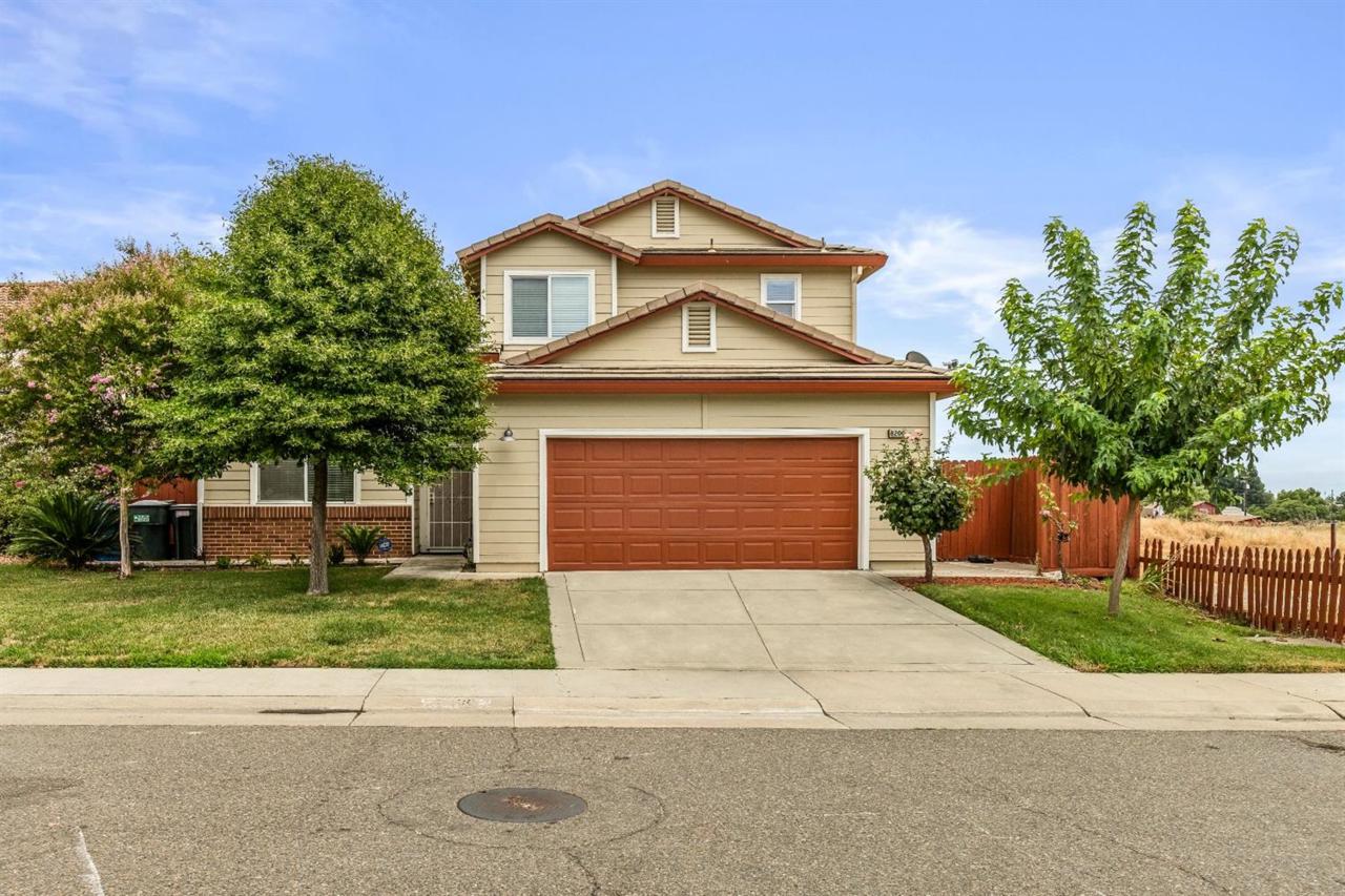 8200 Carriage Oaks Way - Photo 1