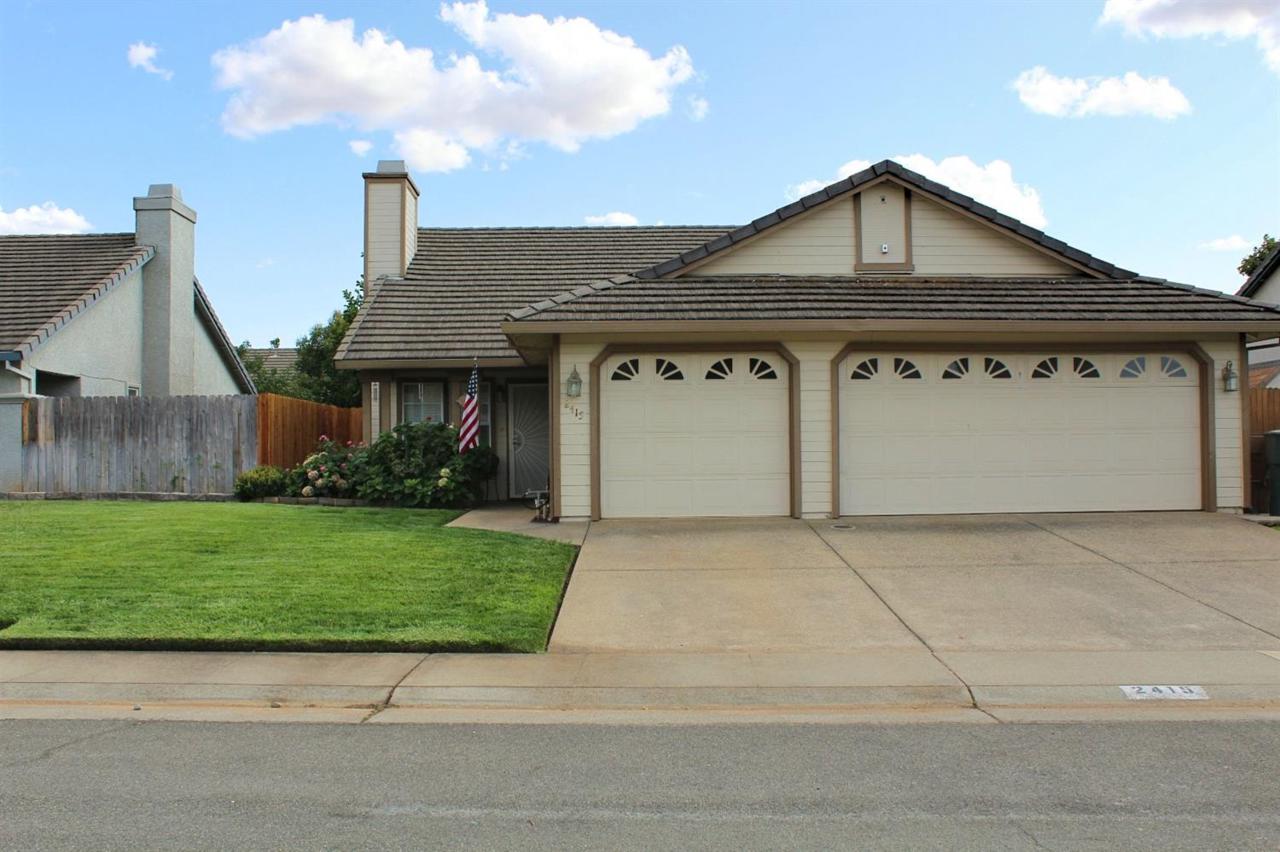 2415 Meadowland Way - Photo 1