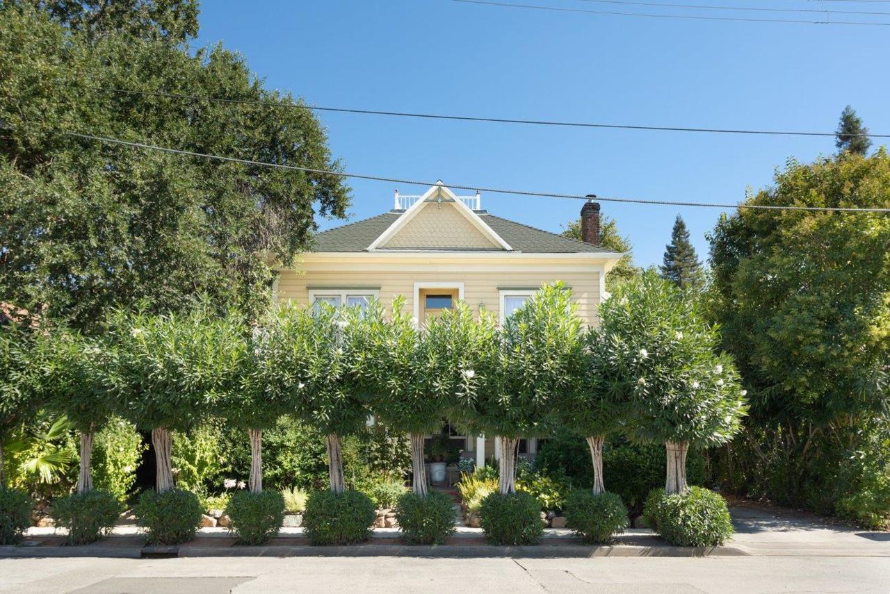 244 Fairman Street - Photo 1